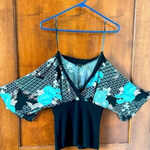 IZ Byer California size Medium blue flowers gold leaves, low cut, short sleeve